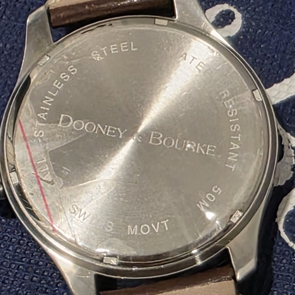 New, Dooney & Bourke Large Faced Mariner Leather Swiss Made Watch, Unisex - Picture 9 of 15